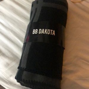 BB Dakota poncho